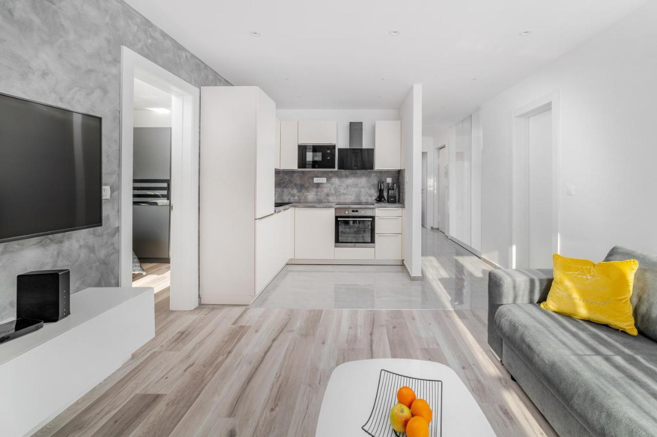 Luxury Apartment Sandra Split Zewnętrze zdjęcie